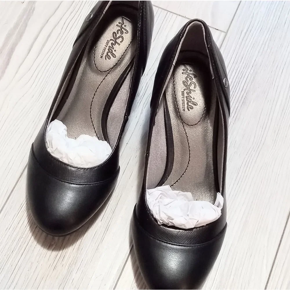 (S-4280) LifeStride Women's Dreams Wedge Pump Sz 7